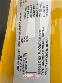 2020 Freightliner M2 4X2 S/A 26FT NON CDL BOX TR