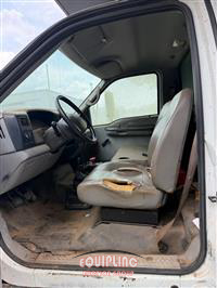2000 Ford F650