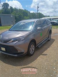2024 TOYOTA SIENNA