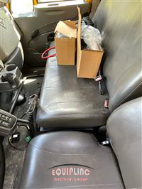 2019 International 4300 4X2 26FT CDL REQUIRED BOX