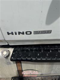 2007 Hino Conventional Type Truck