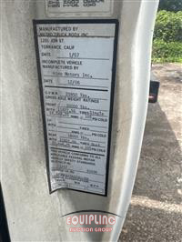2007 Hino Conventional Type Truck