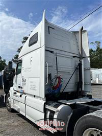 2016 Volvo VNL670 6X4 T/A SLEEPER TRUCK T