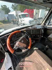 2016 Volvo VNL670 6X4 T/A SLEEPER TRUCK T