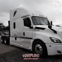 2019 Freightliner CASCADIA 6X4 T/A SLEEPER TRUCK