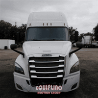 2019 Freightliner CASCADIA 6X4 T/A SLEEPER TRUCK