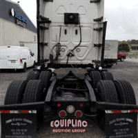 2019 Freightliner CASCADIA 6X4 T/A SLEEPER TRUCK