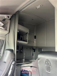 2018 Kenworth T680 6X4 T/A SLEEPER TRUCK TRA