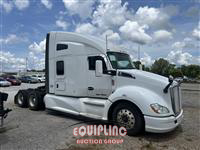 2018 Kenworth T680 6X4 T/A SLEEPER TRUCK TRA
