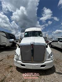 2018 Kenworth T680 6X4 T/A SLEEPER TRUCK TRA