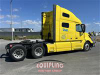 2023 VOLVO TRUCK VNL