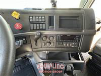 2023 VOLVO TRUCK VNL