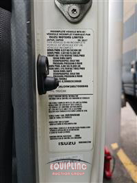 2018 Isuzu NPR 4X2 S/A BOX TRUCK