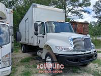 2016 International 4300 4X2 S/A 26FT NON CDL BOX 