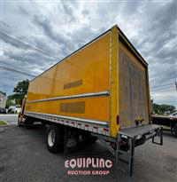 2019 International 4300 4X2 S/A 26FT NON CDL BOX 