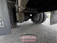 2019 International 4300 4X2 S/A 26FT NON CDL BOX 