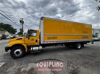 2019 International 4300 4X2 S/A 26FT NON CDL BOX 