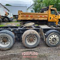 2020 Kenworth T880 TRI/A DAY CAB TRUCK