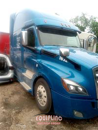 2018 Freightliner CASCADIA 6X4 T/A SLEEPER TRUCK