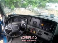 2018 Freightliner CASCADIA 6X4 T/A SLEEPER TRUCK