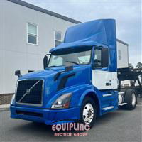 2015 Volvo VNL