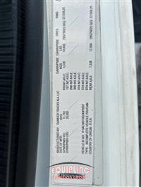 2016 Freightliner M2 4X2 S/A 26FT NON CDL BOX TR