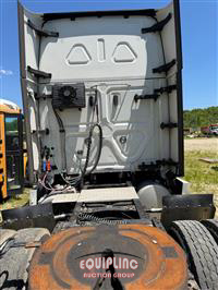 2023 Freightliner CASCADIA