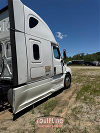 2023 Freightliner CASCADIA