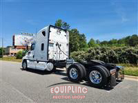 2011 Freightliner CASCADIA CA125SLP