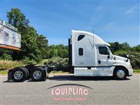 2011 Freightliner CASCADIA CA125SLP