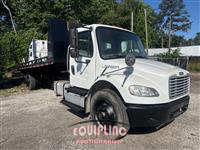 2013 Freightliner FL106