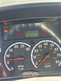 2013 Freightliner FL106