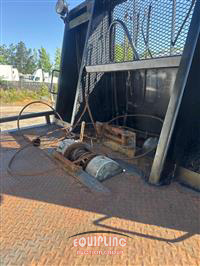 2013 Freightliner FL106