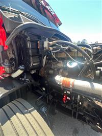 2016 Freightliner CASCADIA 125 6X4 T/A SLEEPER T