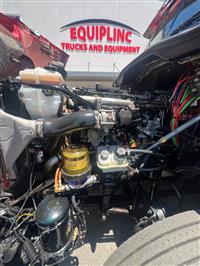 2016 Freightliner CASCADIA 125 6X4 T/A SLEEPER T