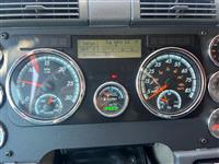 2016 Freightliner CASCADIA 125 6X4 T/A SLEEPER T