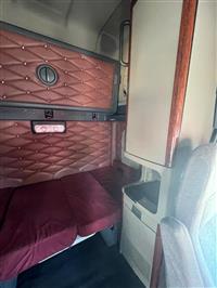 2016 Freightliner CASCADIA 125 6X4 T/A SLEEPER T
