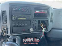 2007 International 4200 4X2 S/A UTILITY TRUCK