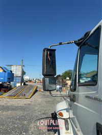 2007 International 4200 4X2 S/A UTILITY TRUCK