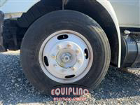 2007 International 4200 4X2 S/A UTILITY TRUCK