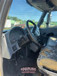 2007 International 4200 4X2 S/A UTILITY TRUCK