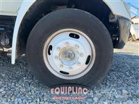 2007 International 4200 4X2 S/A UTILITY TRUCK