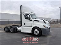 2019 Freightliner CASCADIA 126 6X4 T/A DAY CAB T