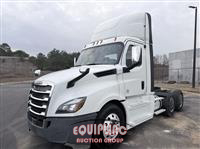 2019 Freightliner CASCADIA 126 6X4 T/A DAY CAB T