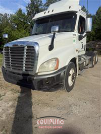 2018 Freightliner Freghtliner Cascadia 6X4 T/A D