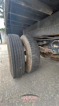 2000 Ford F650