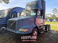 2005 VOLVO TRUCK VNM