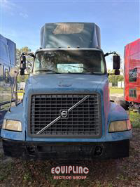 2005 VOLVO TRUCK VNM