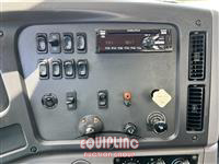 2014 Freightliner M2 6X4 T/A 26FT CDL REQUIRED B