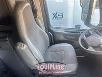 2020 VOLVO TRUCK VNL